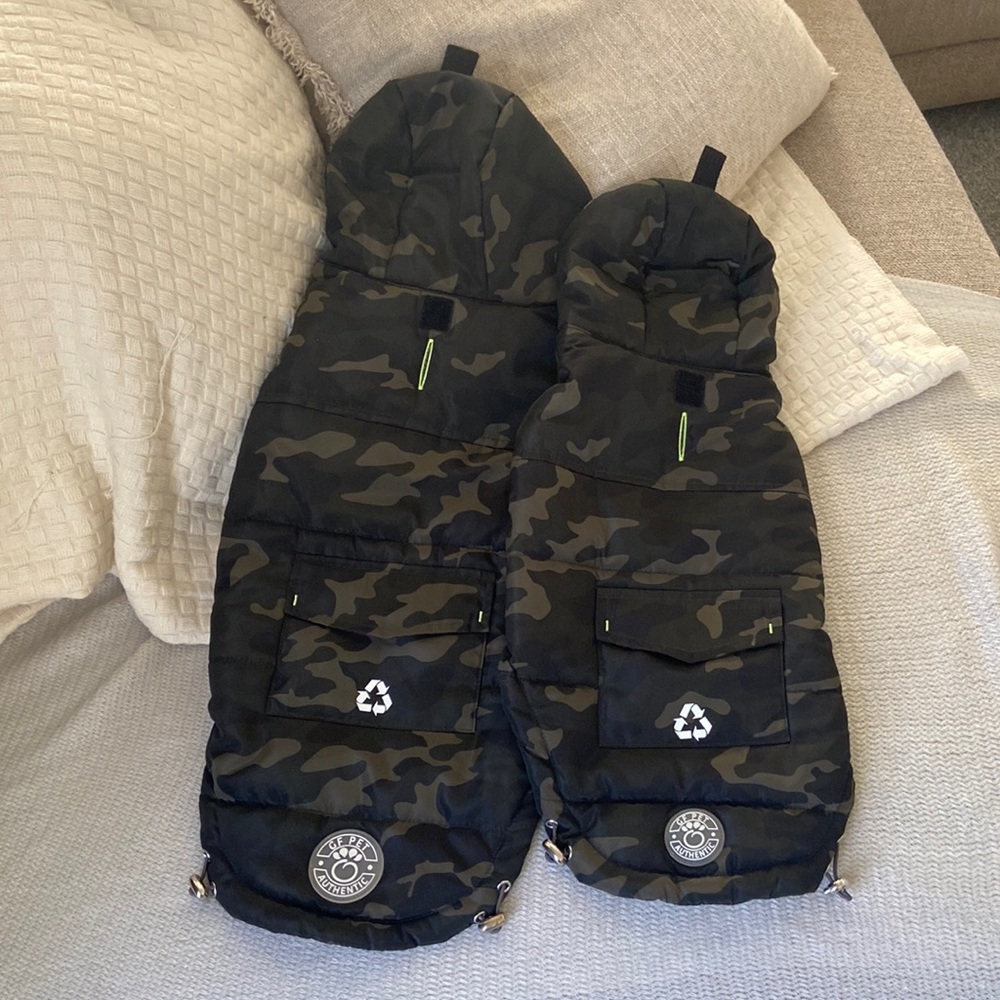 NWOT Canadian Pooch Waterproof Jacket